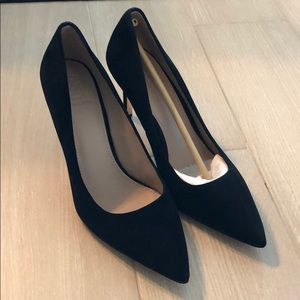 Tory Burch Elaina Suede Black Pumps Size 7.5